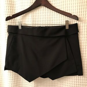 Black Zara Skort